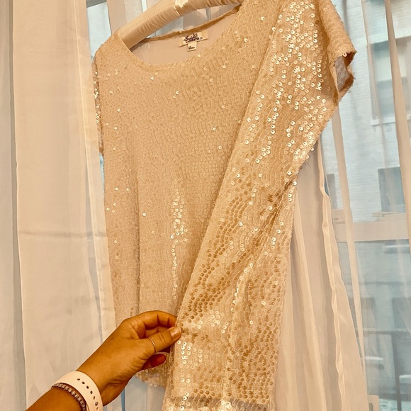 Sequin in dreamy vanilla, L, double layered, soft interior, simply beautiful - Picture 10 of 14